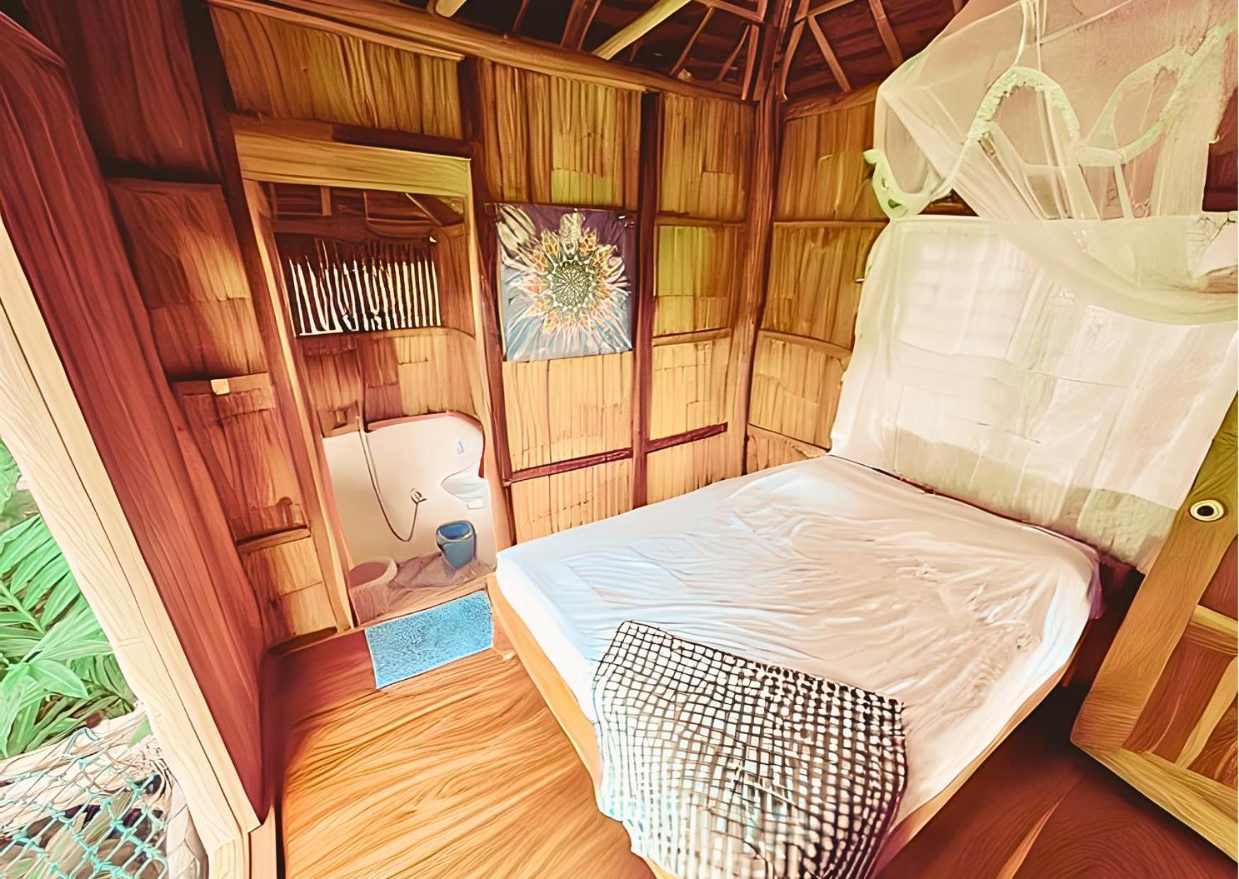Canjahawon Nipa Hut Homestay Siquijor