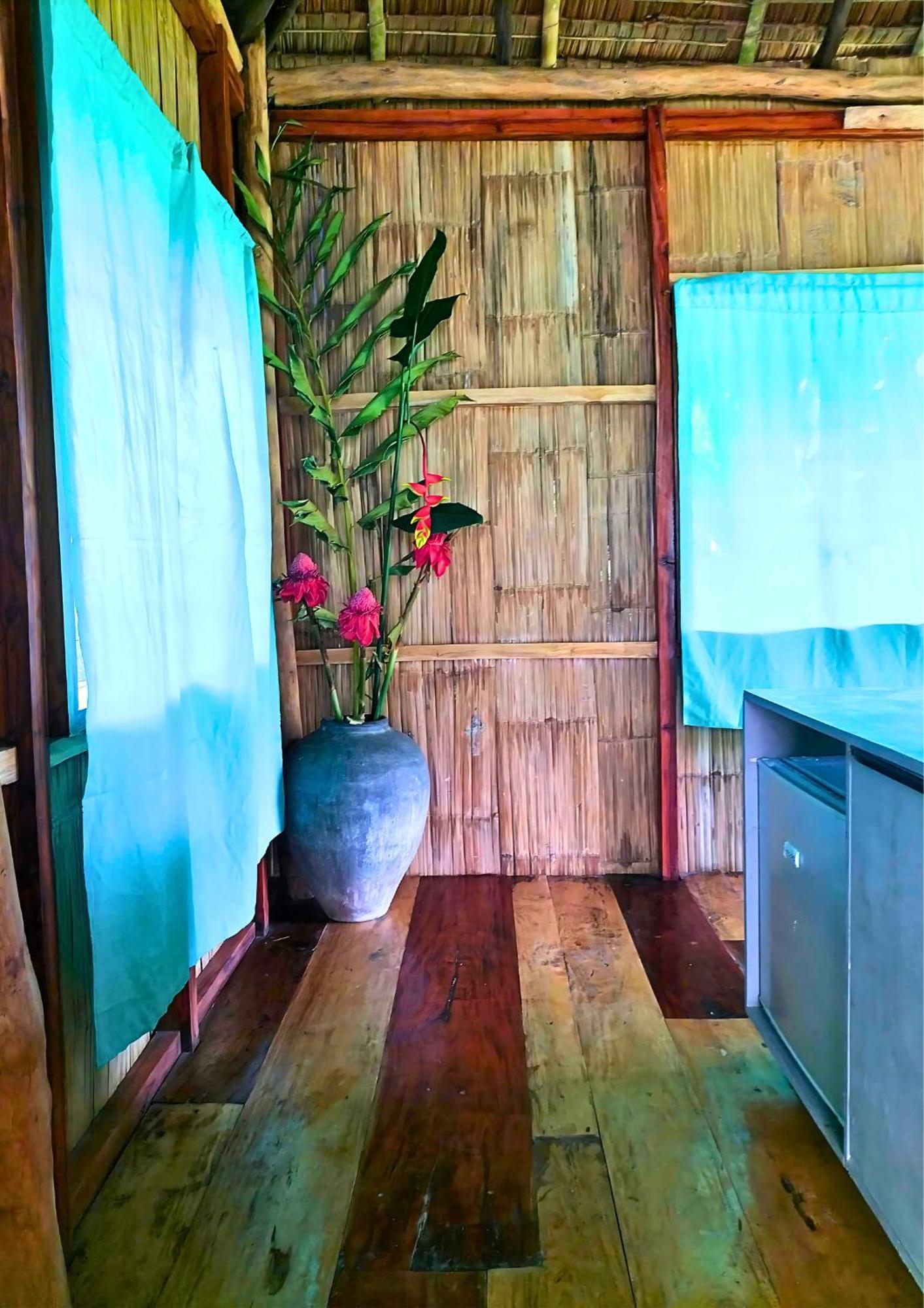 Canjahawon Nipa Hut